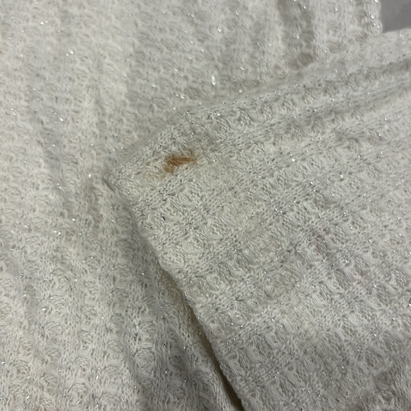 Sweater - Picture 7 of 7